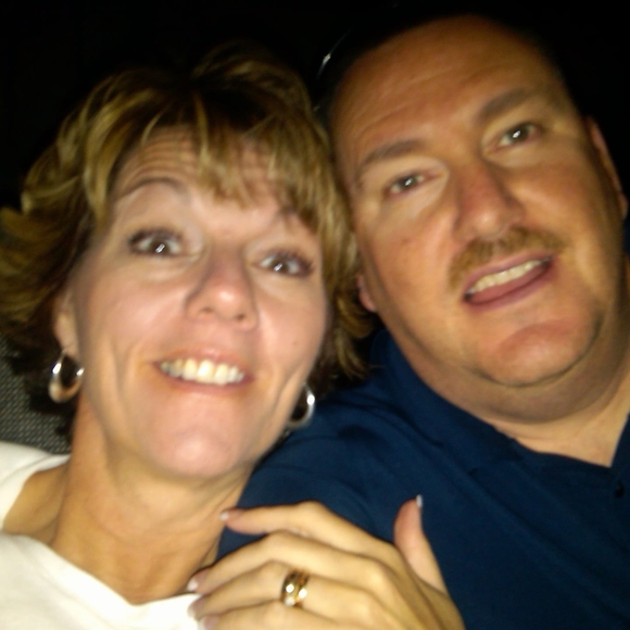 Meet your Posher, Lisa - Picture 1 of 1